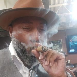 Meet your Posher, Billy